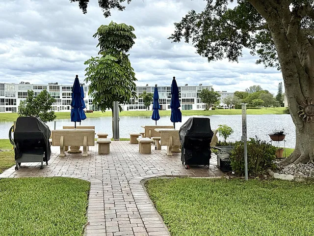 $175,000 | 3087 Oakridge U, Deerfield Beach, FL 33442