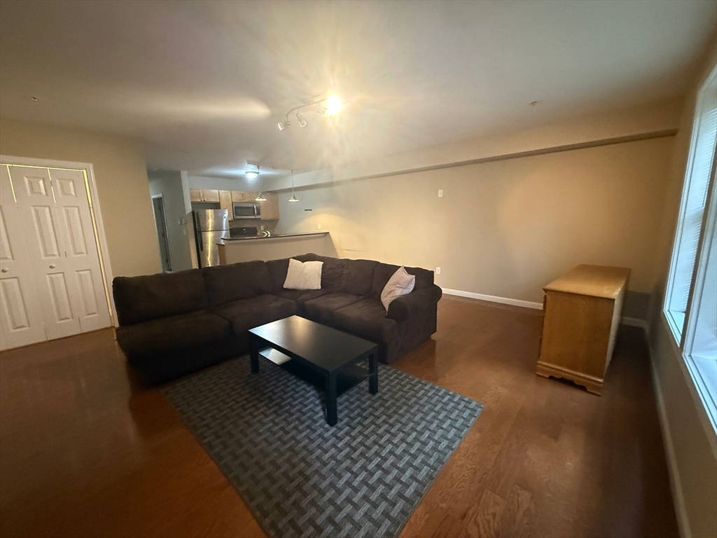 51 Chelsea Street, Unit 1 Boston, MA 02128 - Photo 5 of 17