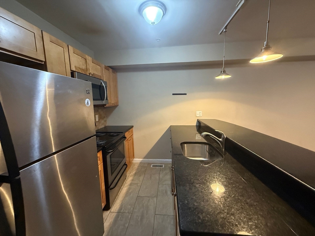 51 Chelsea Street, Unit 1 Boston, MA 02128 - Photo 6 of 17