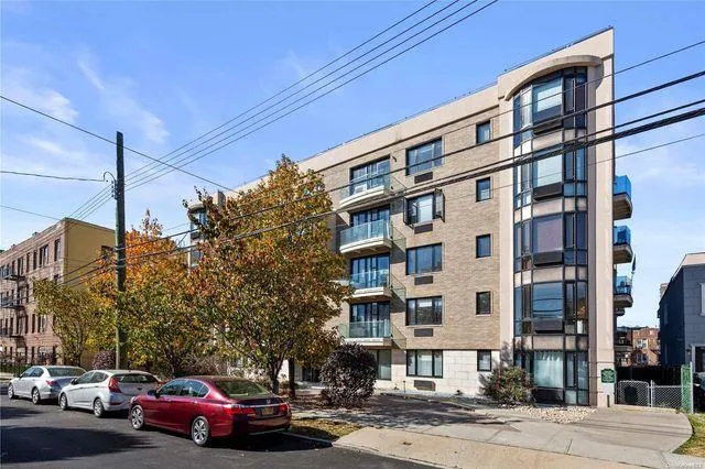 $874,999 | 35-40 30th Street, Unit G1 | Astoria