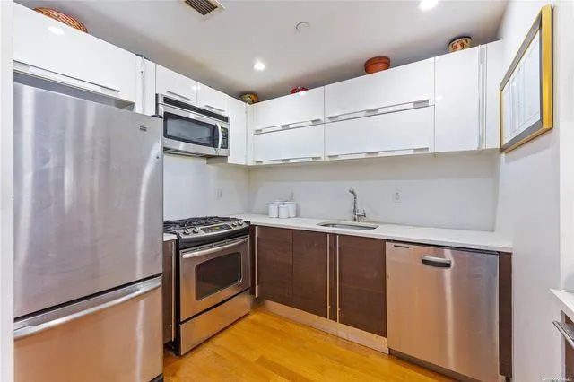 $874,999 | 35-40 30th Street, Unit G1 | Astoria