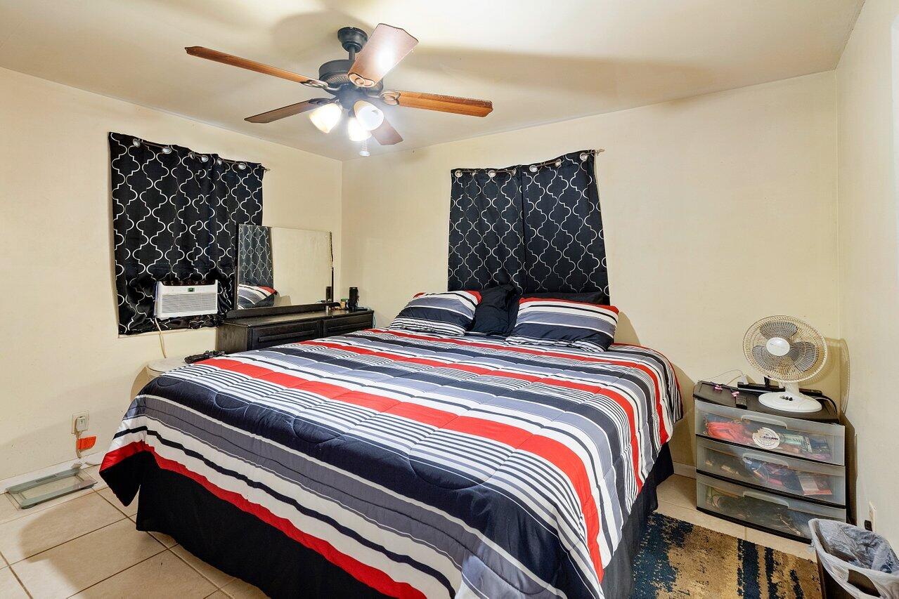 5262 Club Road Haverhill, FL 33415 - Photo 22 of 27 024-5262ClubRoad-Haverhill-FL-33415-SMAL