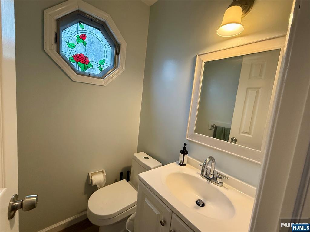 1-2 Marc Court, Unit 2 Netcong, NJ 07857 - Photo 5 of 13