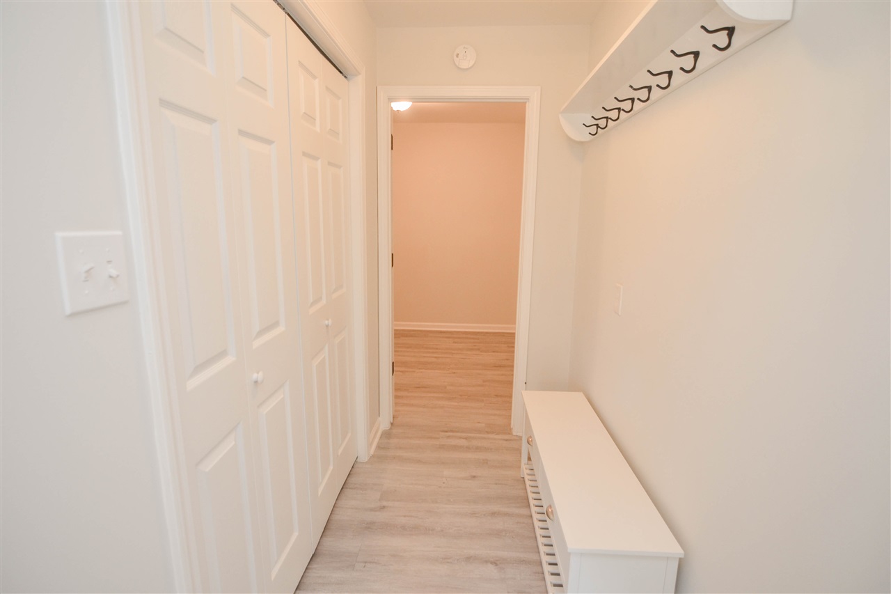 4085 Sunny Meadows Road Bartlett, TN 38135 - Photo 8 of 25 Leads to Office Nook