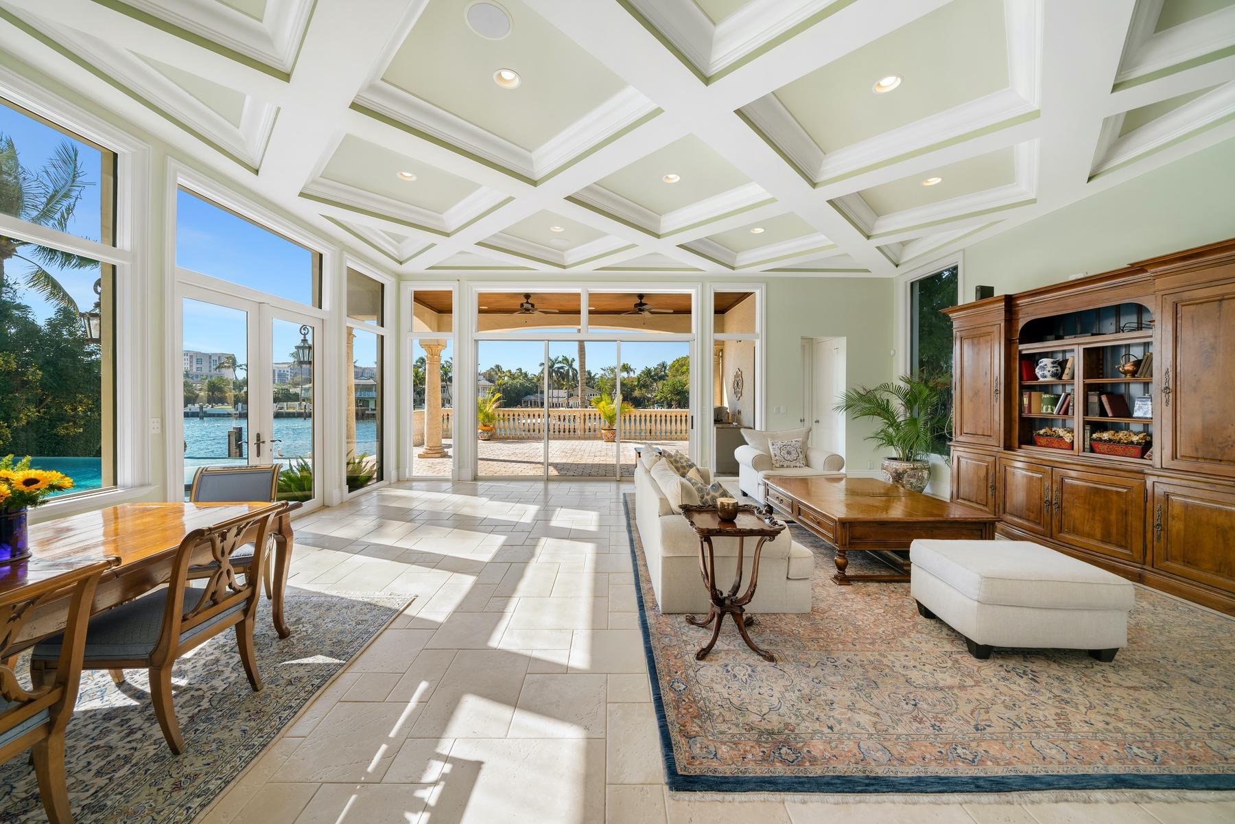 333 Northeast Spanish Trail Boca Raton, FL 33432 - Photo 11 of 57 Family Room