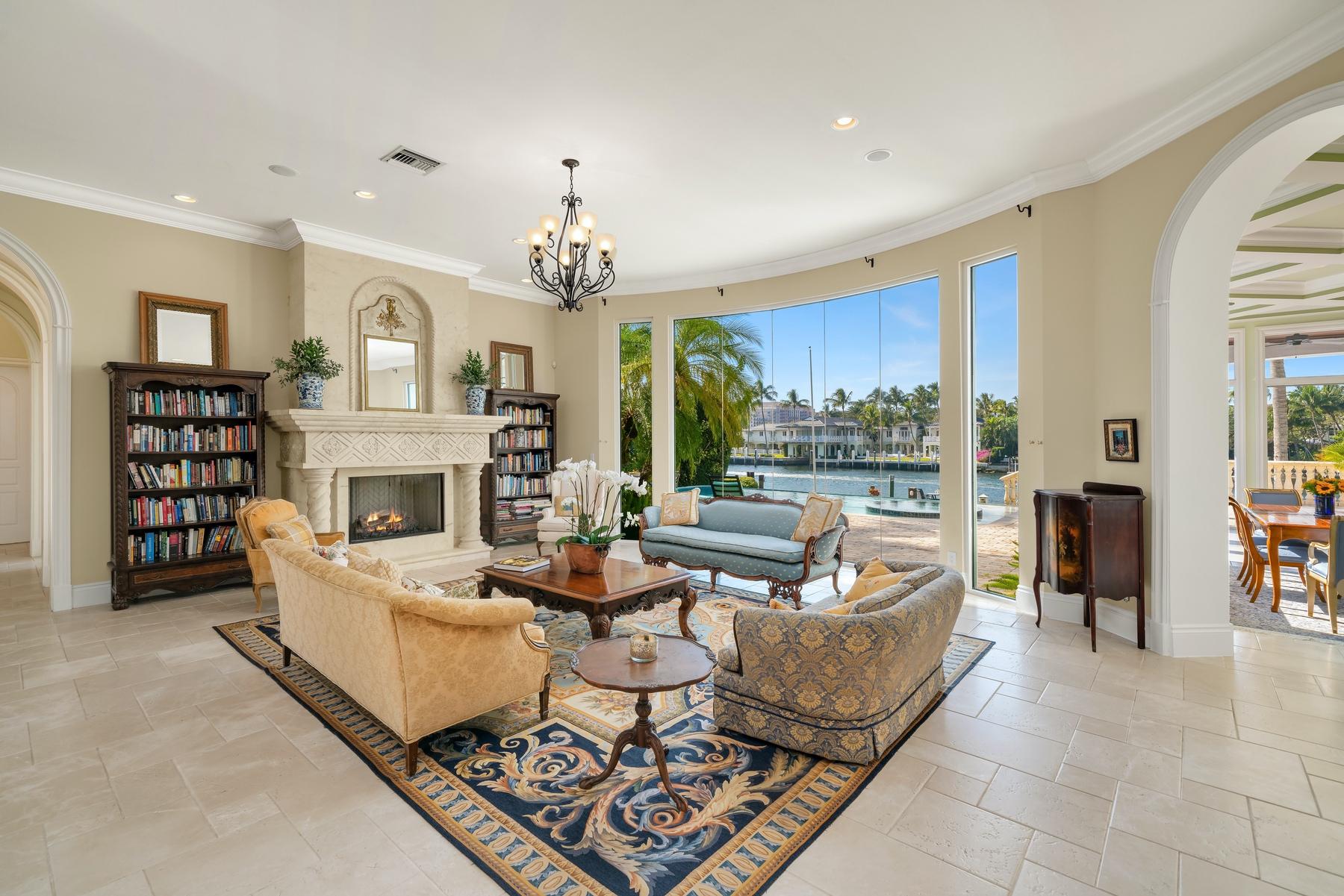 333 Northeast Spanish Trail Boca Raton, FL 33432 - Photo 6 of 57 Living Room
