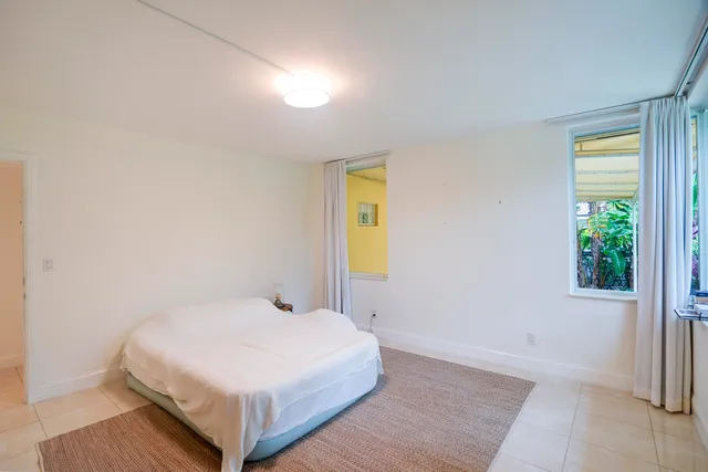 $6,200 | 216 32nd Street, West Palm Beach, FL 33407