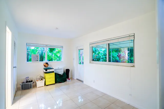 $6,200 | 216 32nd Street, West Palm Beach, FL 33407