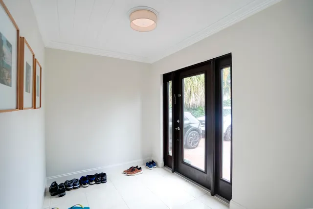 $6,200 | 216 32nd Street, West Palm Beach, FL 33407