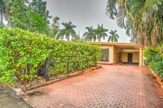 $6,200 | 216 32nd Street, West Palm Beach, FL 33407