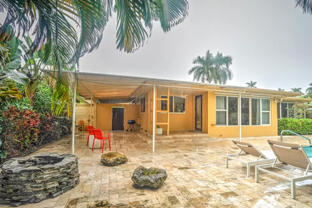 $6,200 | 216 32nd Street, West Palm Beach, FL 33407