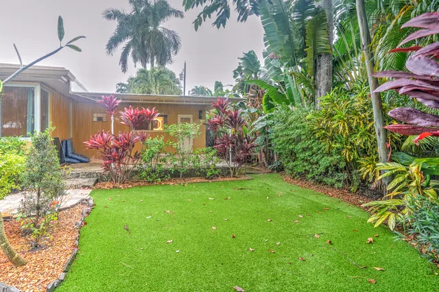 $6,200 | 216 32nd Street, West Palm Beach, FL 33407