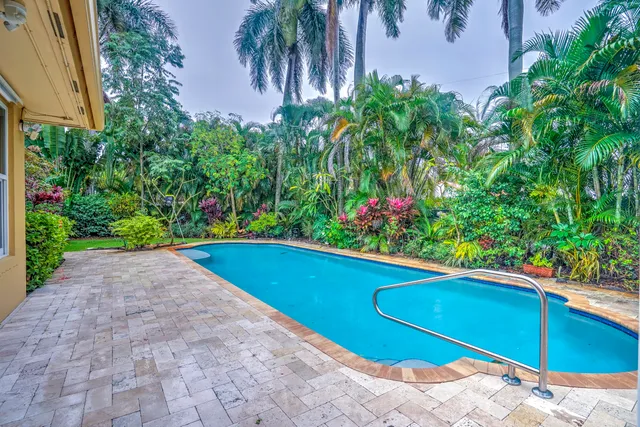 $6,200 | 216 32nd Street, West Palm Beach, FL 33407