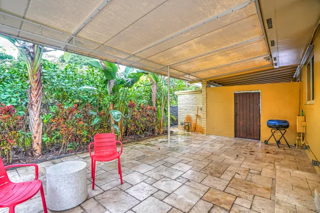 $6,200 | 216 32nd Street, West Palm Beach, FL 33407