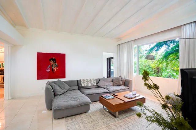 $6,200 | 216 32nd Street, West Palm Beach, FL 33407