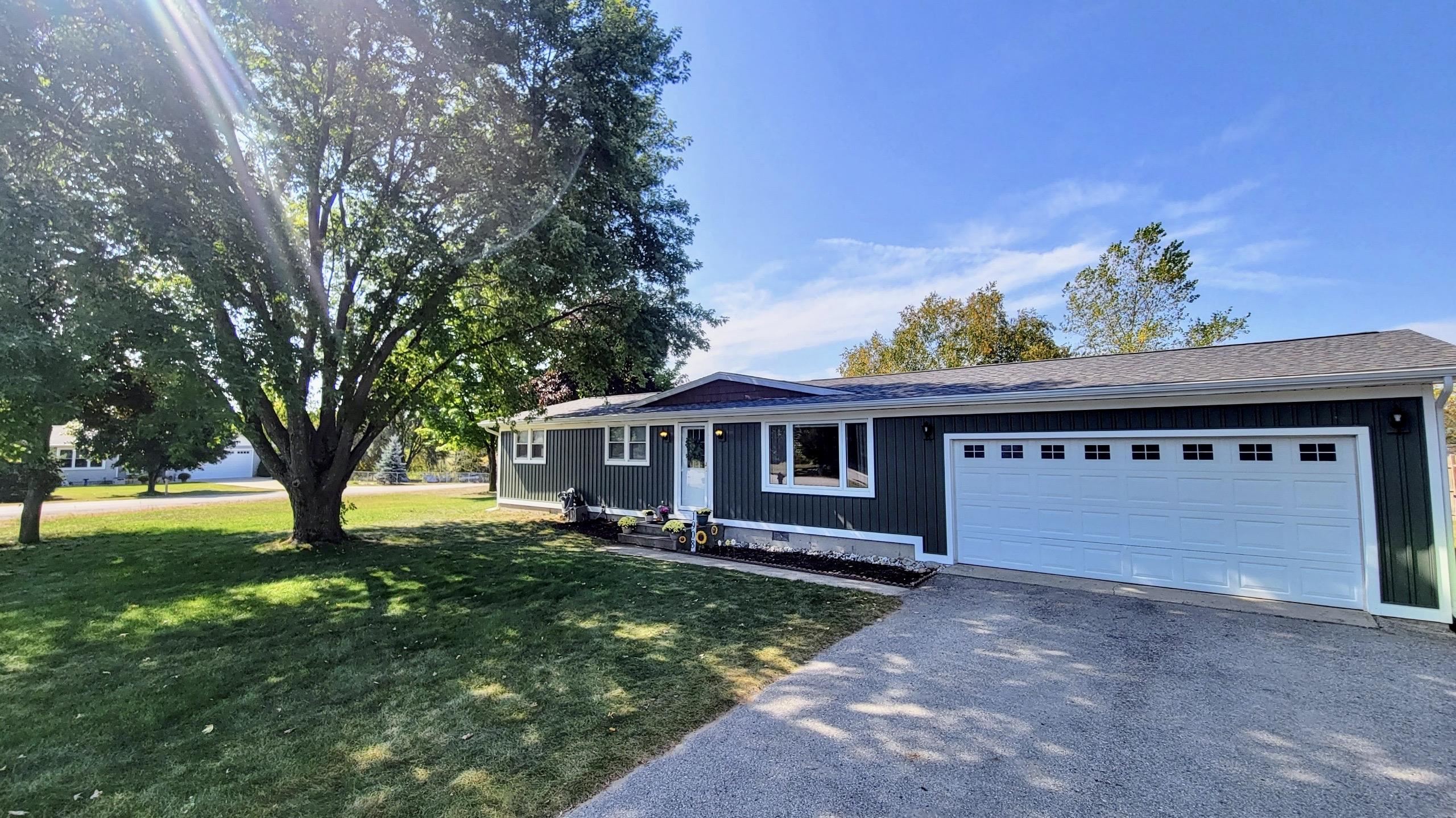 1908 Radcliff Road Traverse City, MI 49685 - Photo 1 of 41