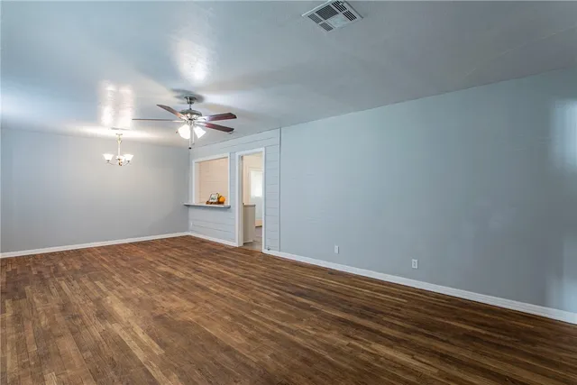 $168,900 | 901 Avenue C, Valley Mills, TX 76689