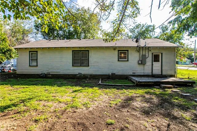 $168,900 | 901 Avenue C, Valley Mills, TX 76689