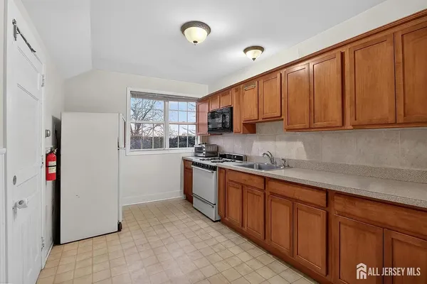 $3,500 | 58 Brotherhood Street, Piscataway, NJ 08854