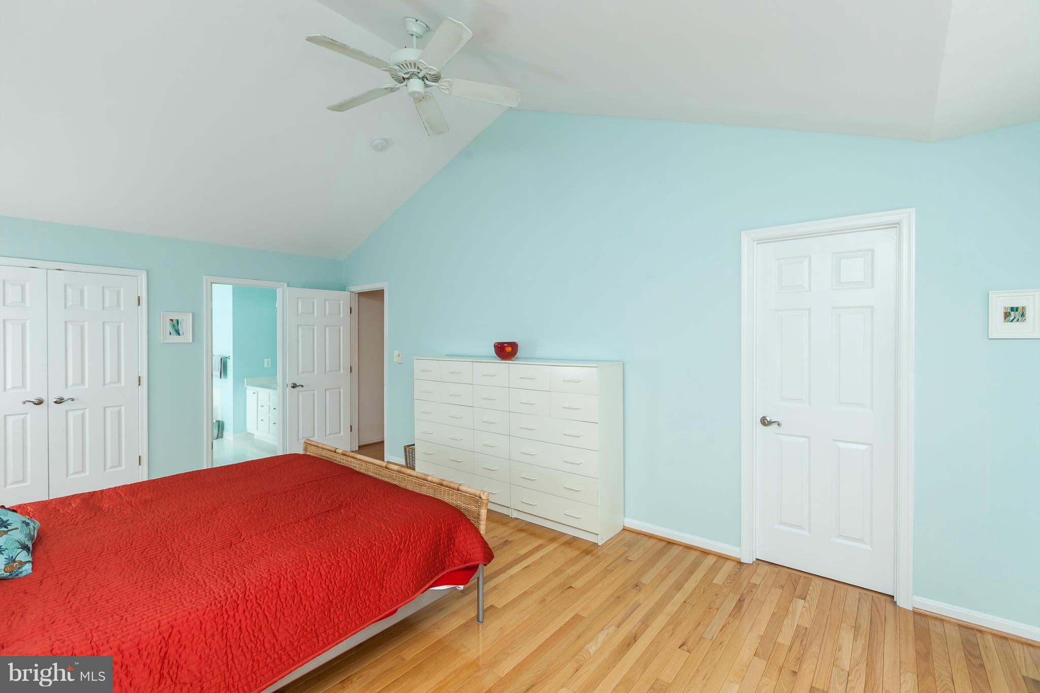 544 Brent Road Rockville, MD 20850 - Photo 17 of 30 Bedroom (Master)