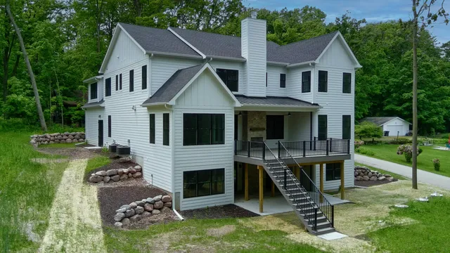 $1,300,000 | N2692 Forest Drive, Geneva, WI 53147