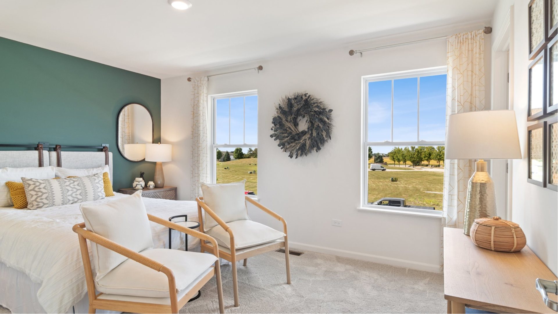386 Danforth Drive Oswego, IL 60543 - Photo 14 of 14 a living room with furniture and a window