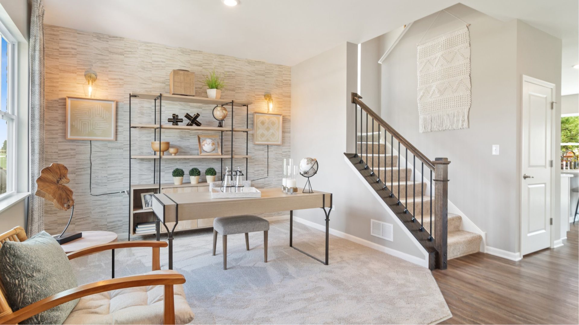 386 Danforth Drive Oswego, IL 60543 - Photo 7 of 14 a view of a livingroom with furniture and entryway