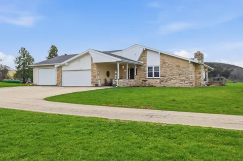 $580,000 | 9021 County Rd KP, Cross Plains, WI 53528