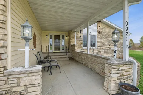 $580,000 | 9021 County Rd KP, Cross Plains, WI 53528