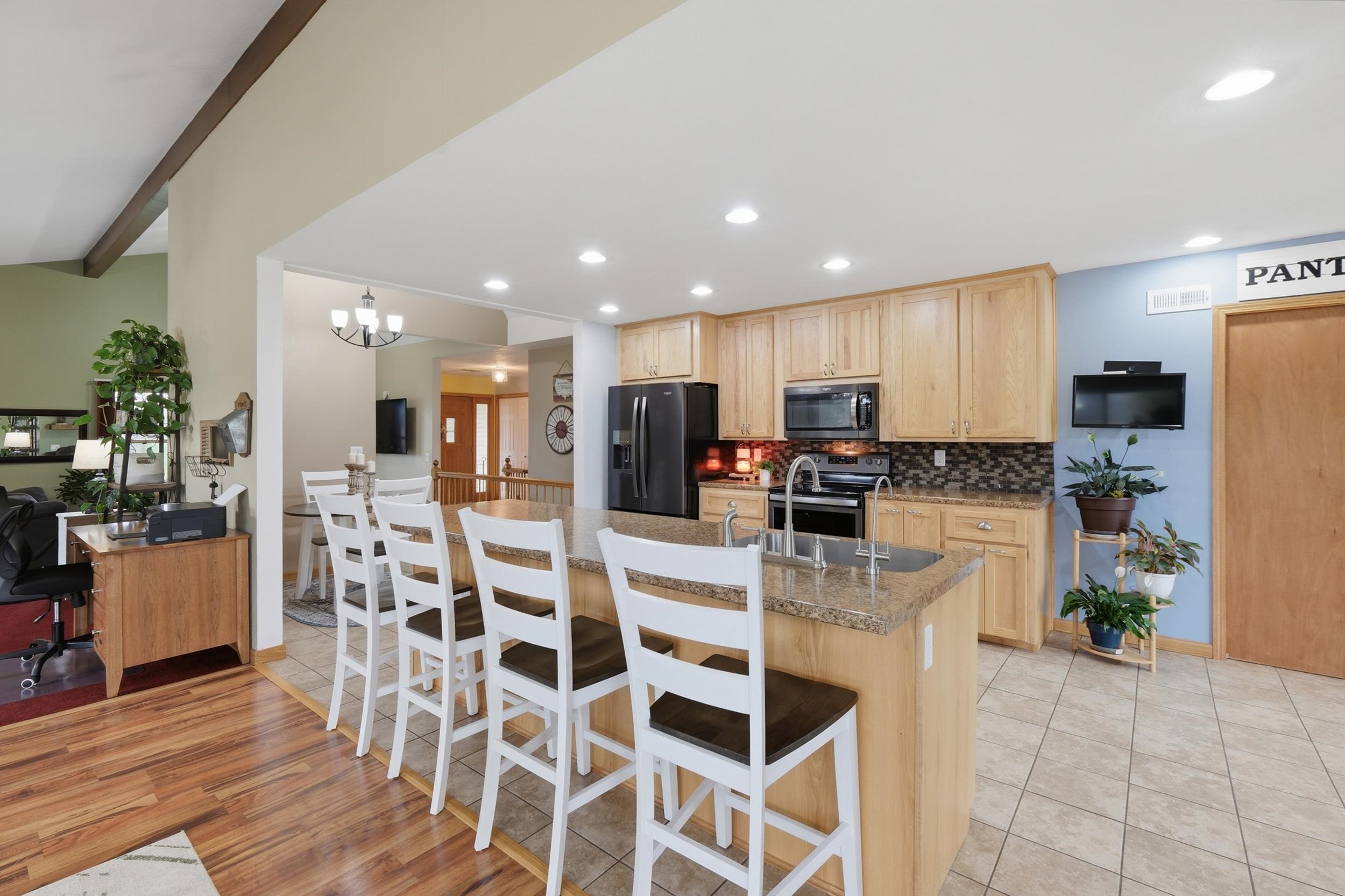 9021 County Rd KP Cross Plains, WI 53528 - Photo 8 of 52