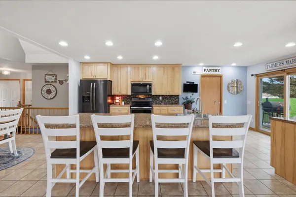 $580,000 | 9021 County Rd KP, Cross Plains, WI 53528