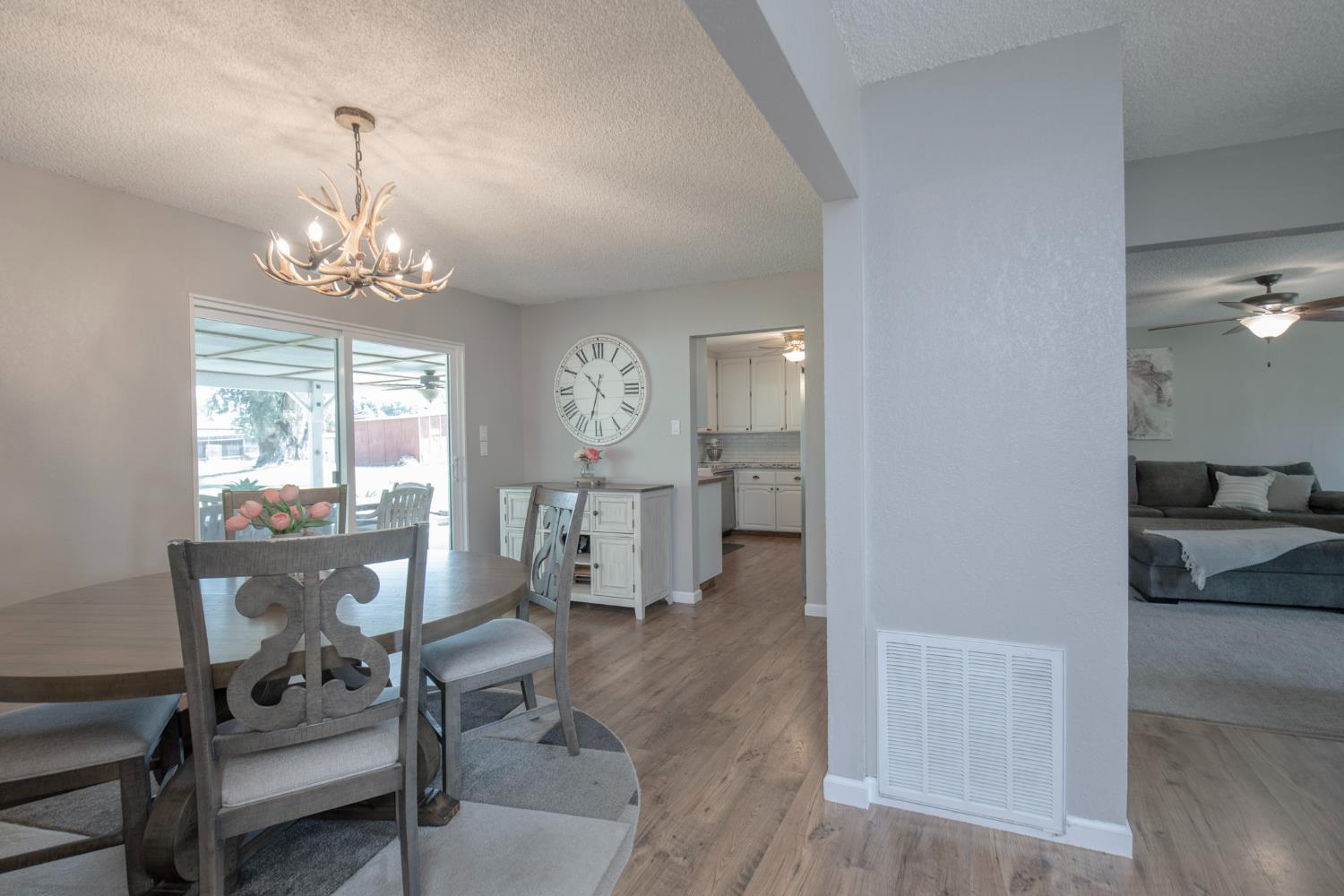 37715 Cloverleaf Avenue Madera, CA 93636 - Photo 14 of 55