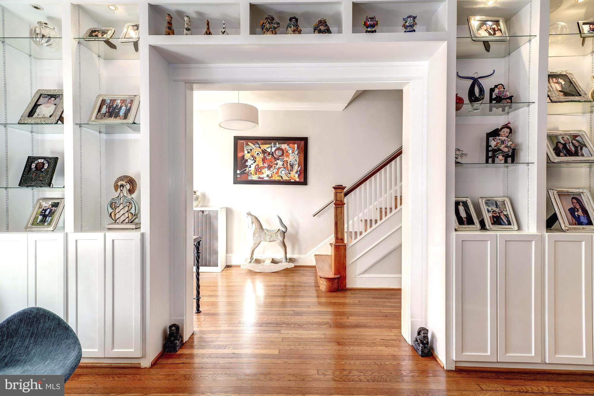 3411 R Street Northwest Washington, DC 20007 - Photo 5 of 35