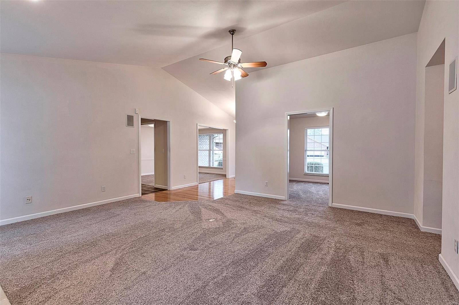 607 Springhill Court O'Fallon, IL 62269 - Photo 8 of 42
