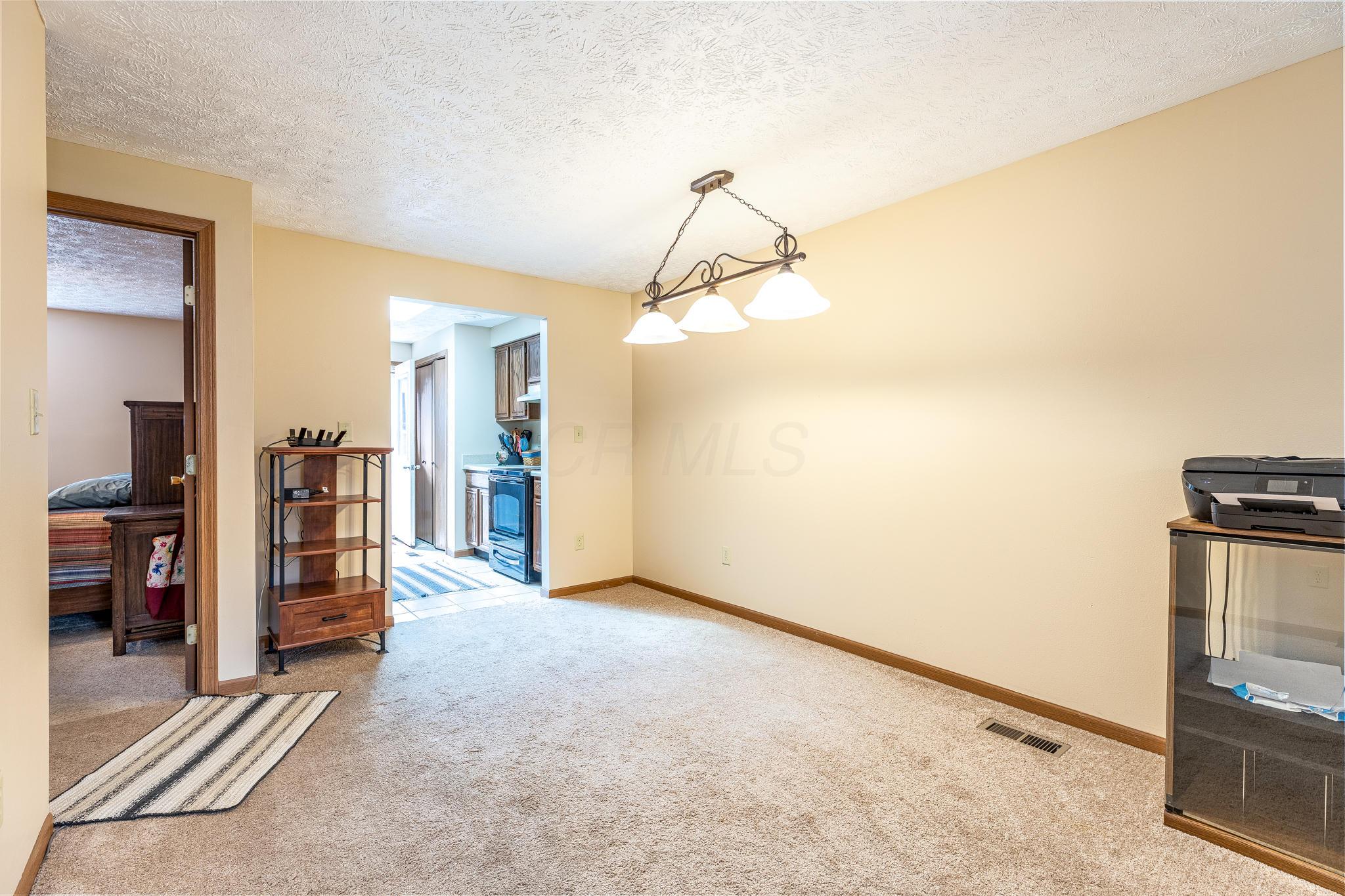 4611 Reno Lane Springfield, OH 45503 - Photo 9 of 20