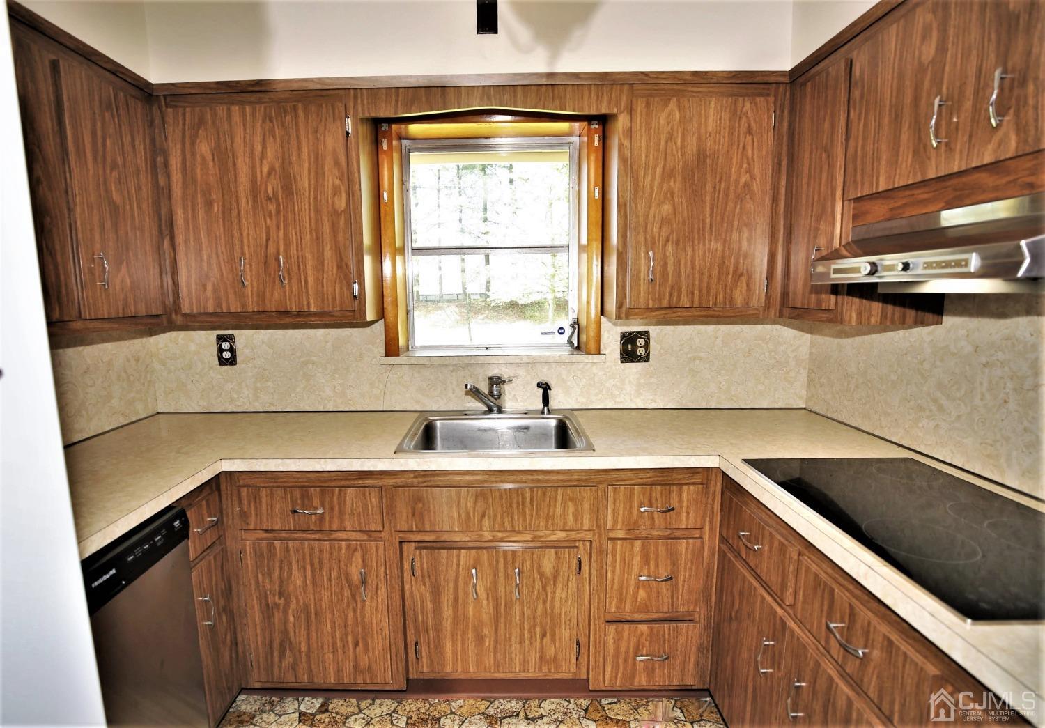 10 Greenview Road Monmouth Junction, NJ 08852 - Photo 43 of 72 Gallery Image 43