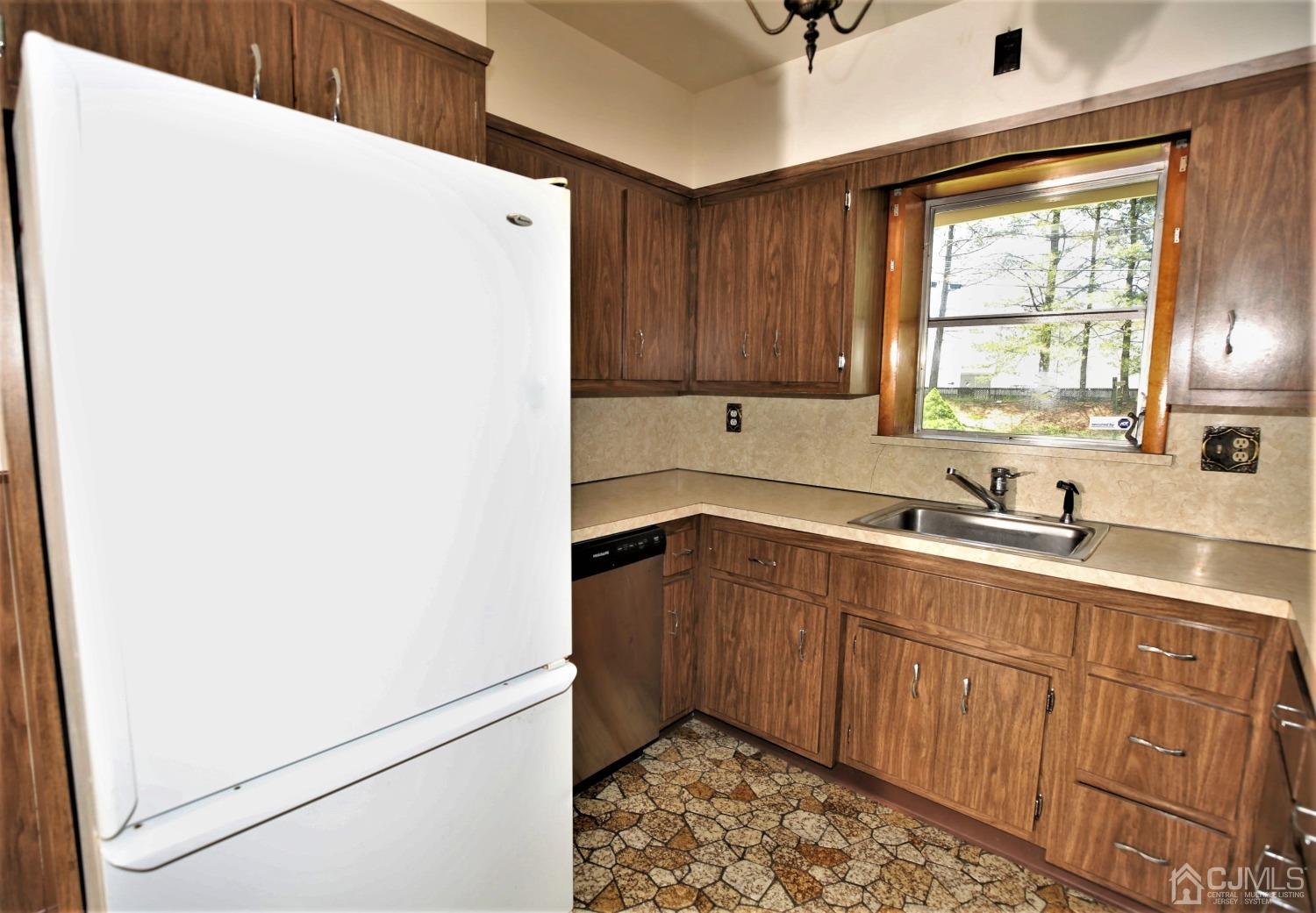 10 Greenview Road Monmouth Junction, NJ 08852 - Photo 44 of 72 Gallery Image 44