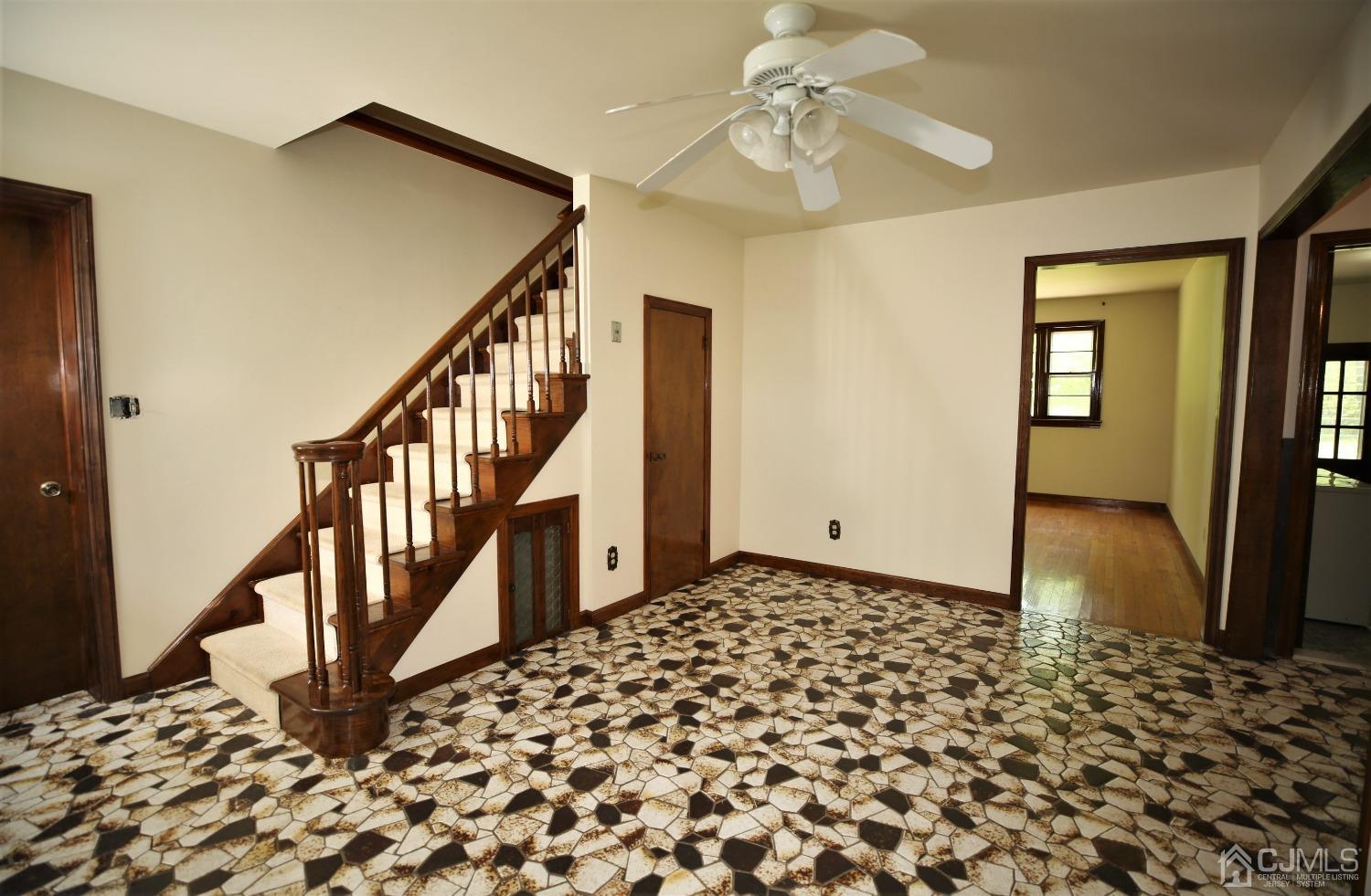 10 Greenview Road Monmouth Junction, NJ 08852 - Photo 5 of 72 Gallery Image 5