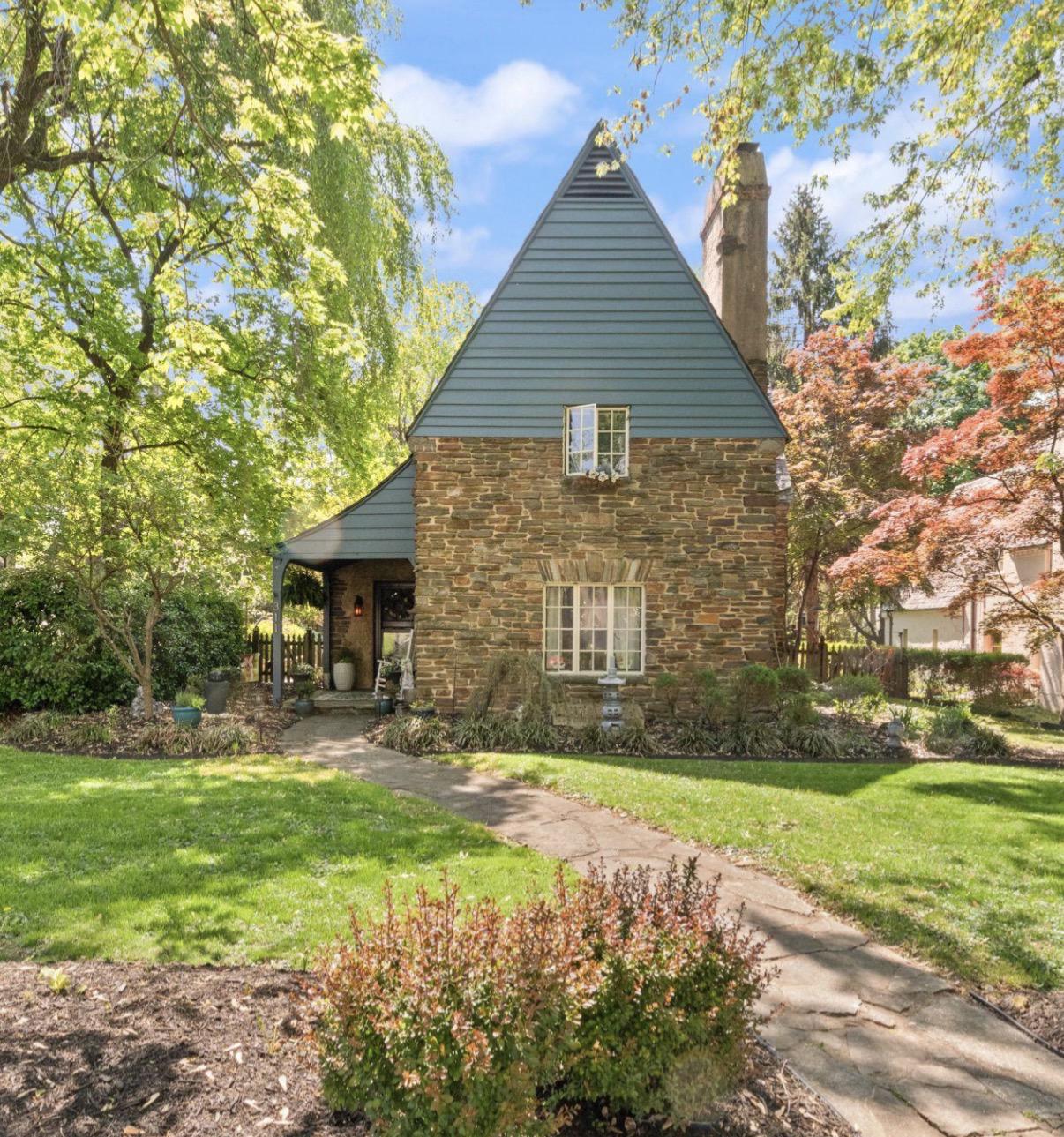 311 Taplow Road Baltimore, MD 21212 - Photo 2 of 34