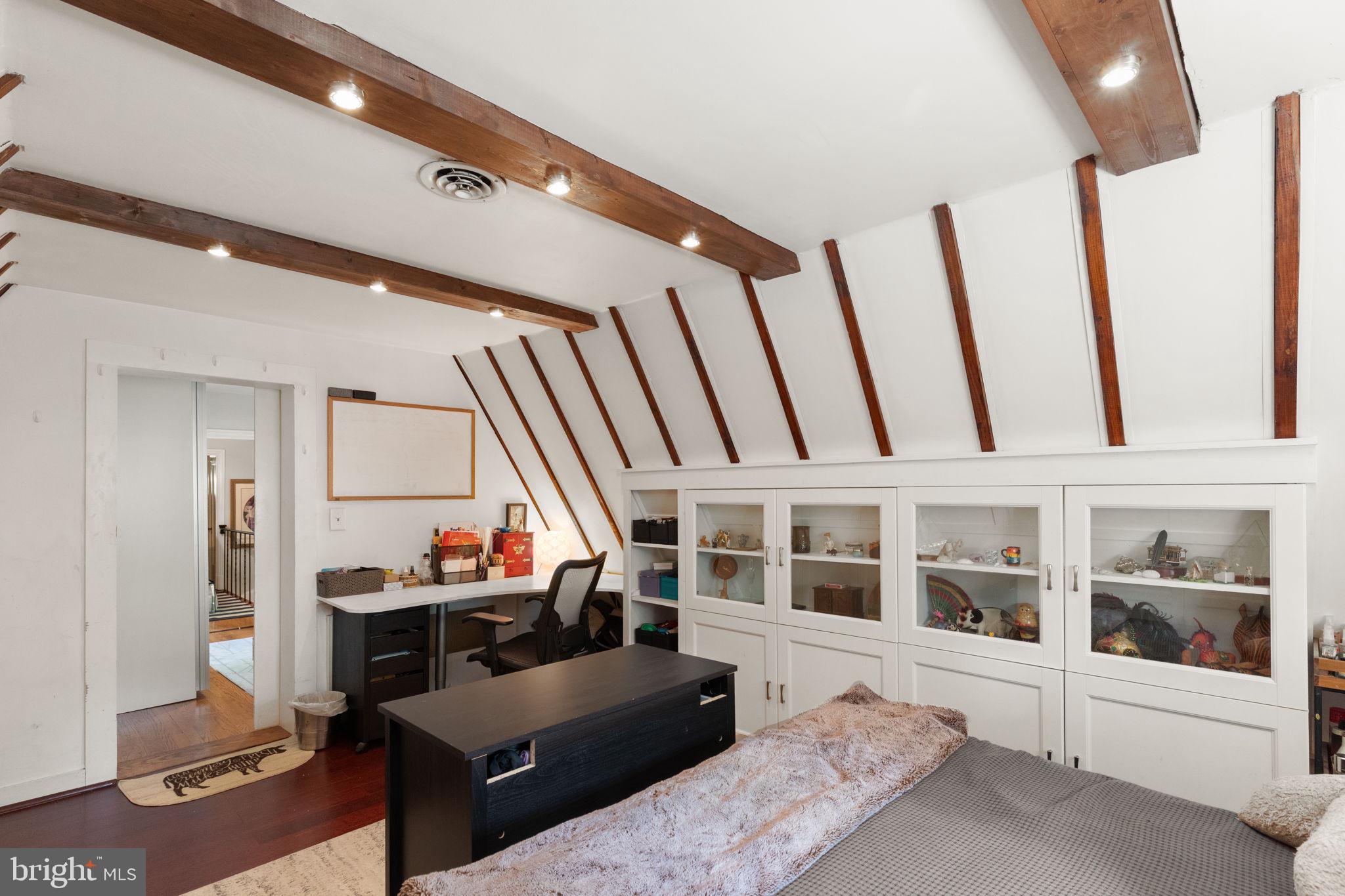 311 Taplow Road Baltimore, MD 21212 - Photo 21 of 34