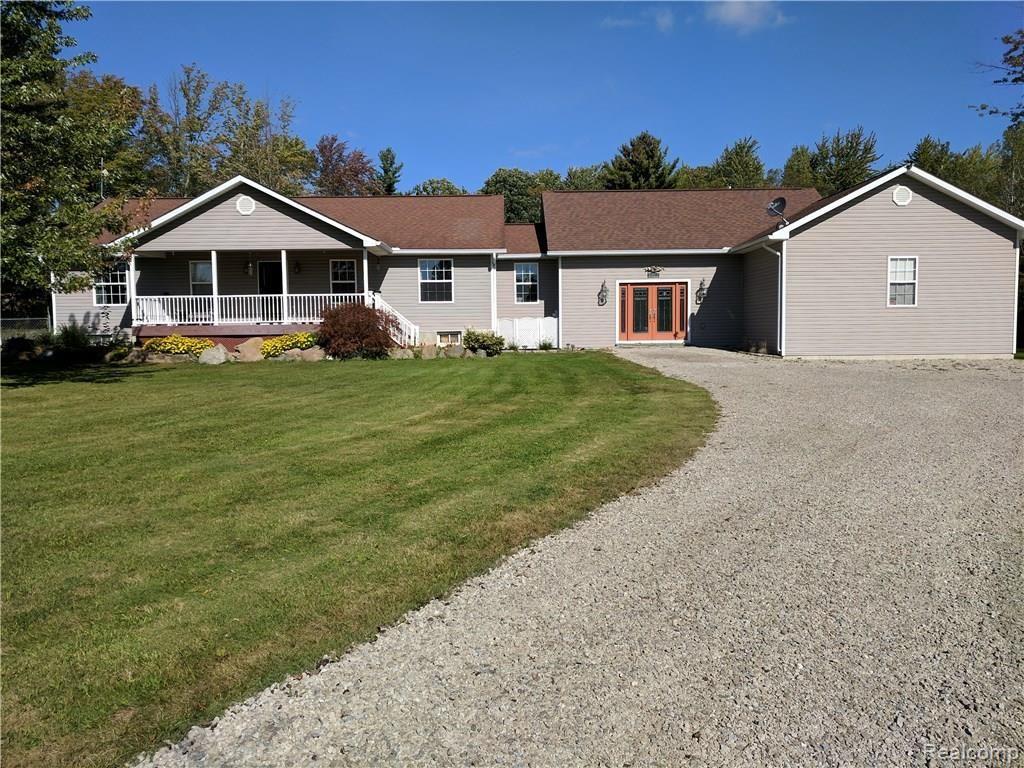 8480 Marquette Road Goodells, MI 48027 - Photo 2 of 55 IMG_20171001_113112.jpg