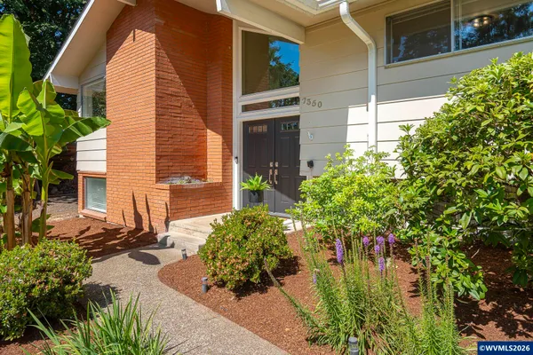 $849,000 | 7350 Northwest Valley View Drive, Corvallis, OR 97330