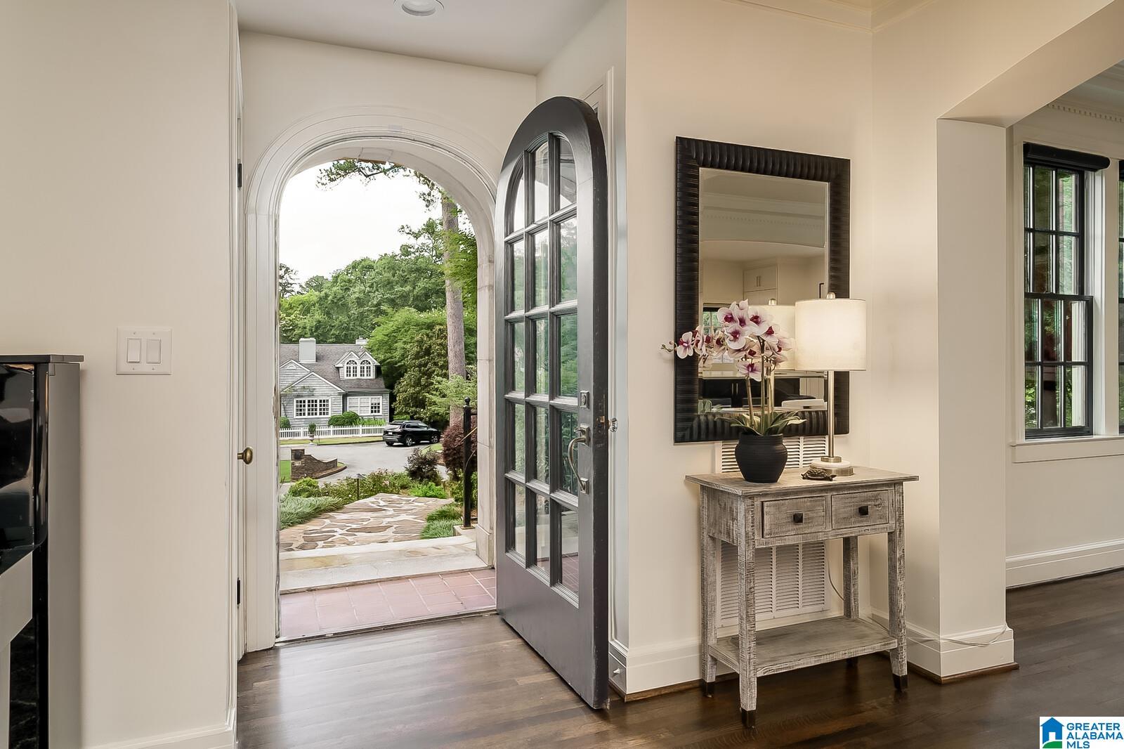 2919 Canterbury Road Birmingham, AL 35223 - Photo 3 of 50