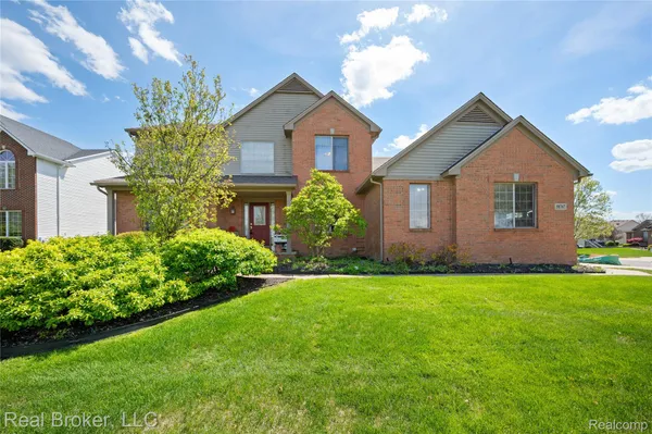 $574,900 | 58767 Hunters Court, South Lyon, MI 48178