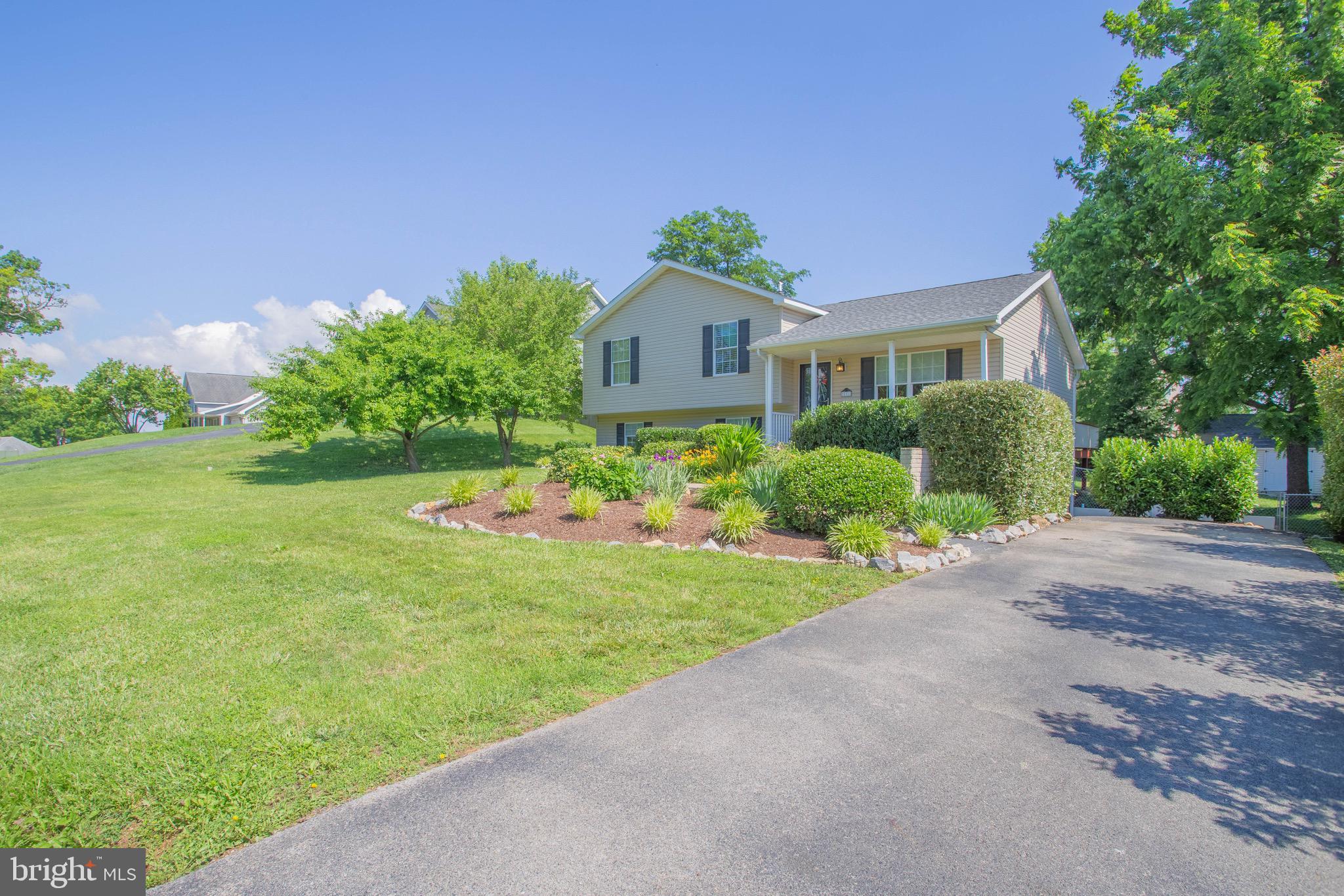 591 Oak Lee Drive Ranson, WV 25438 - Photo 52 of 52 Gallery Image 52