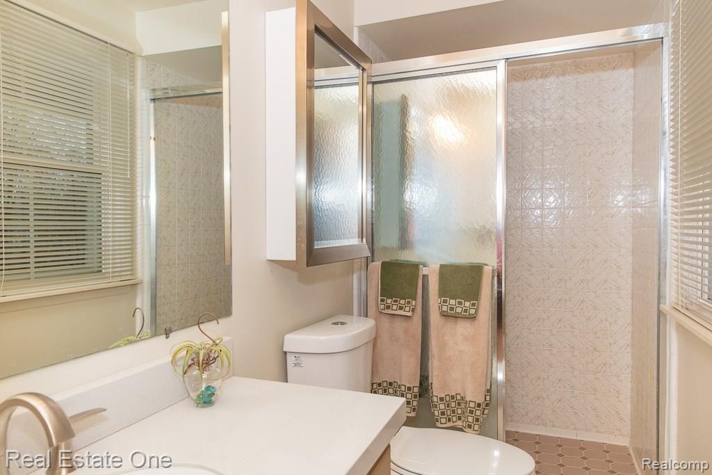 1722 Crooks Road Rochester Hills, MI 48309 - Photo 29 of 53