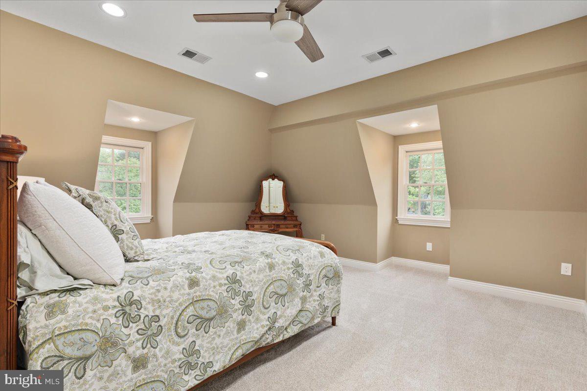 14915 Alpine Bay Loop Gainesville, VA 20155 - Photo 52 of 105 a bedroom with a bed and window