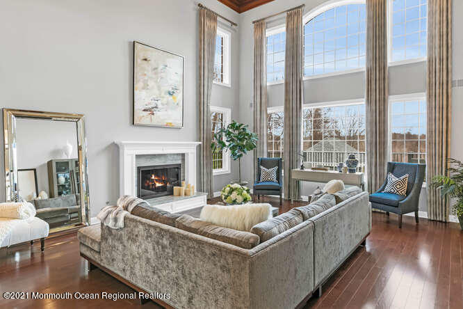 26 Ely Road Holmdel, NJ 07733 - Photo 17 of 80 Great Room