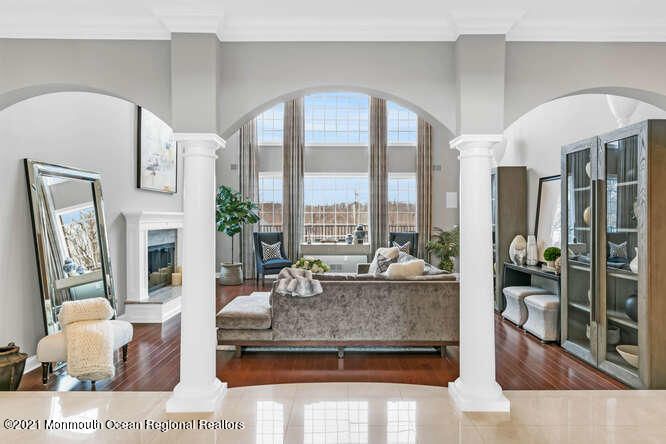 26 Ely Road Holmdel, NJ 07733 - Photo 21 of 80 Great Room