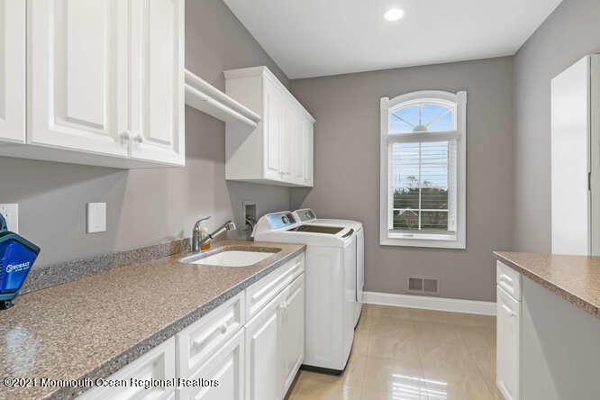 26 Ely Road Holmdel, NJ 07733 - Photo 39 of 80 Laundry Room